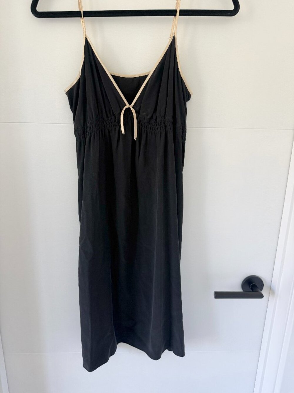 Cynthia Vincent Black Silk Dress Size Medium/10